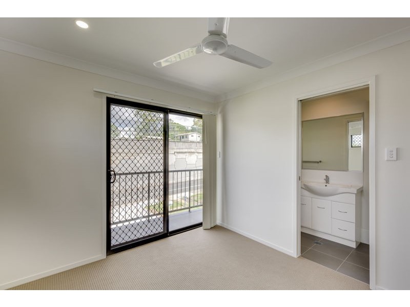 14A Ken May Way, Kingston QLD 4114