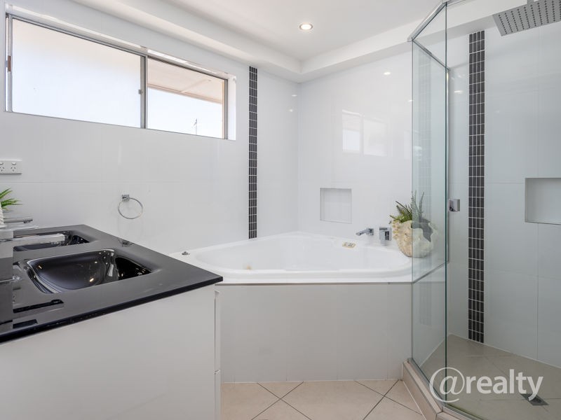 14 Buckingham St, Margate QLD 4019