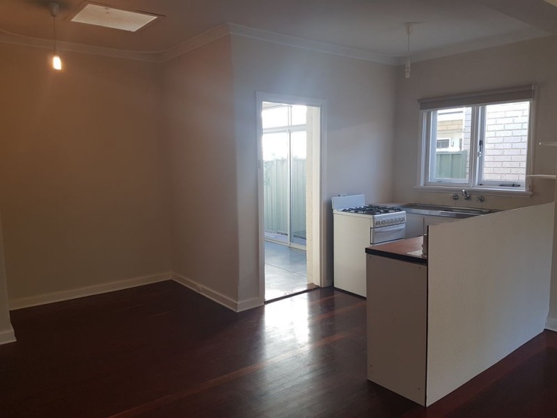 57 Kitchener Avenue, Trigg WA 6029