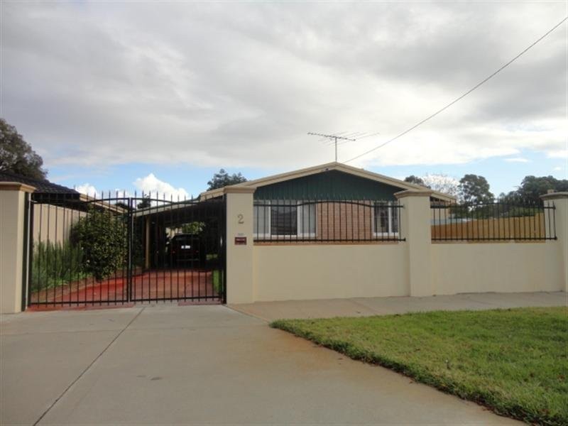 2 Leake Street, Bayswater WA 6053