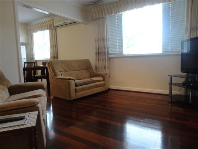 2 Leake Street, Bayswater WA 6053