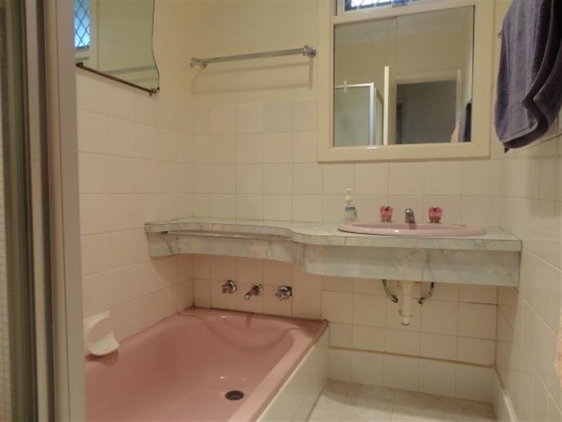 2 Leake Street, Bayswater WA 6053