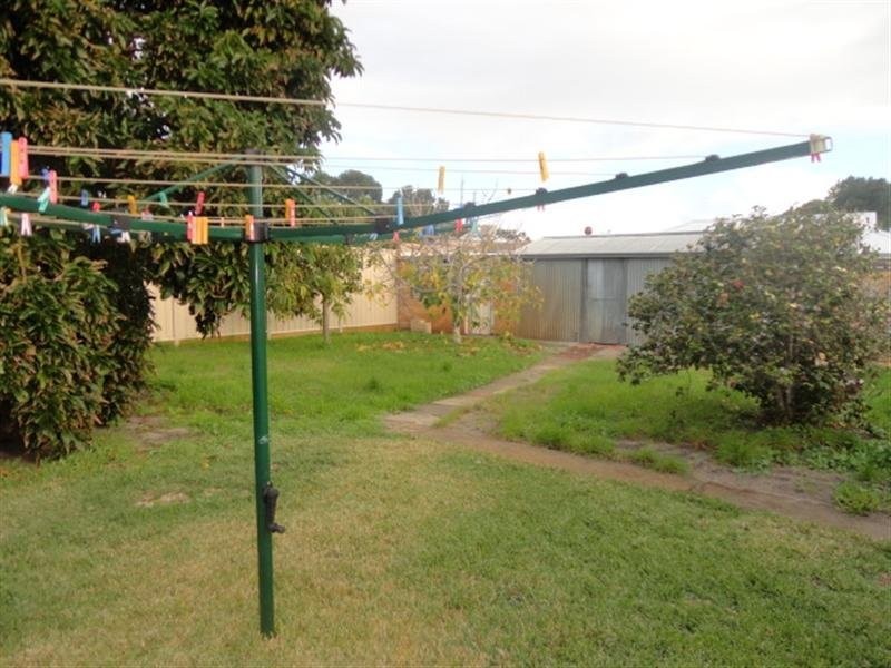 2 Leake Street, Bayswater WA 6053