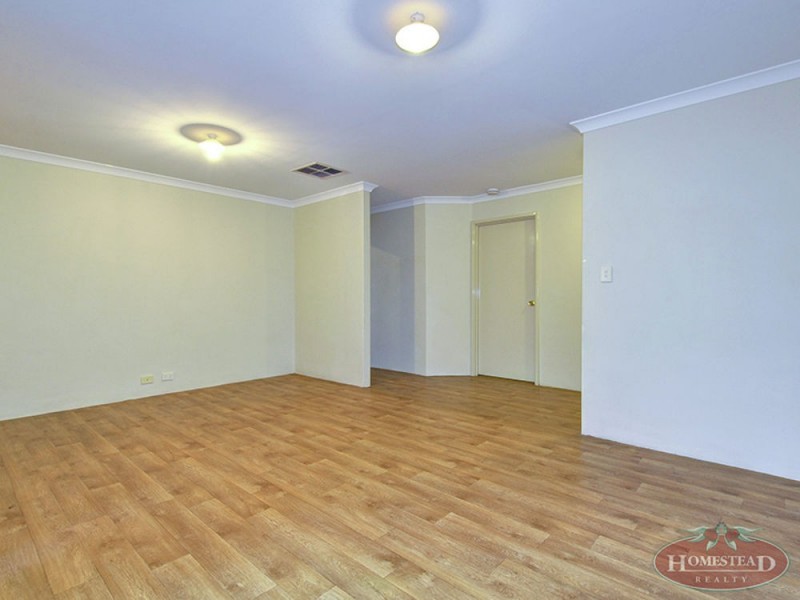 13 Mudlark Close, Langford WA 6147