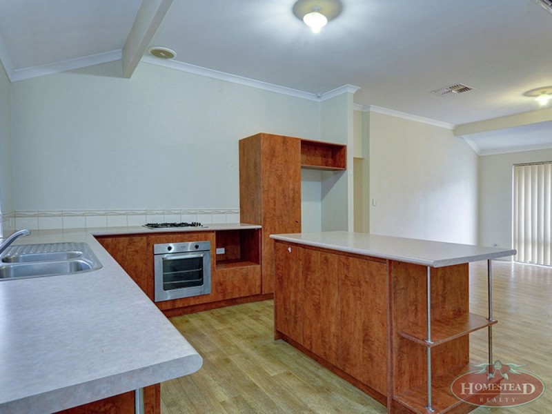 13 Mudlark Close, Langford WA 6147