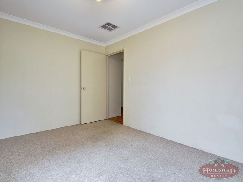 13 Mudlark Close, Langford WA 6147