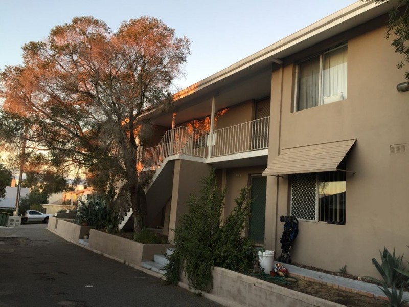 133 Crawford Road, Maylands WA 6051