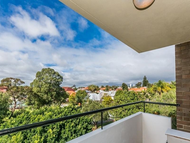 15/7 Clifton Crescent, Mount Lawley WA 6050