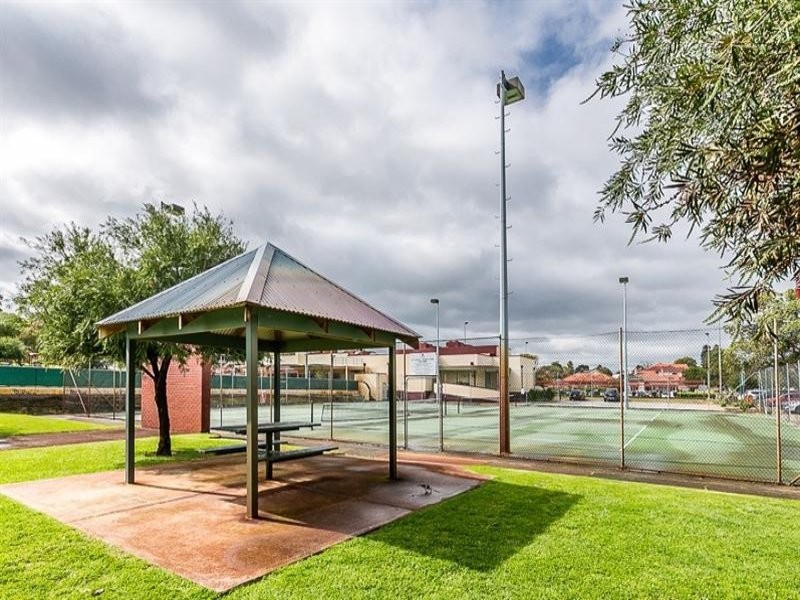 15/7 Clifton Crescent, Mount Lawley WA 6050