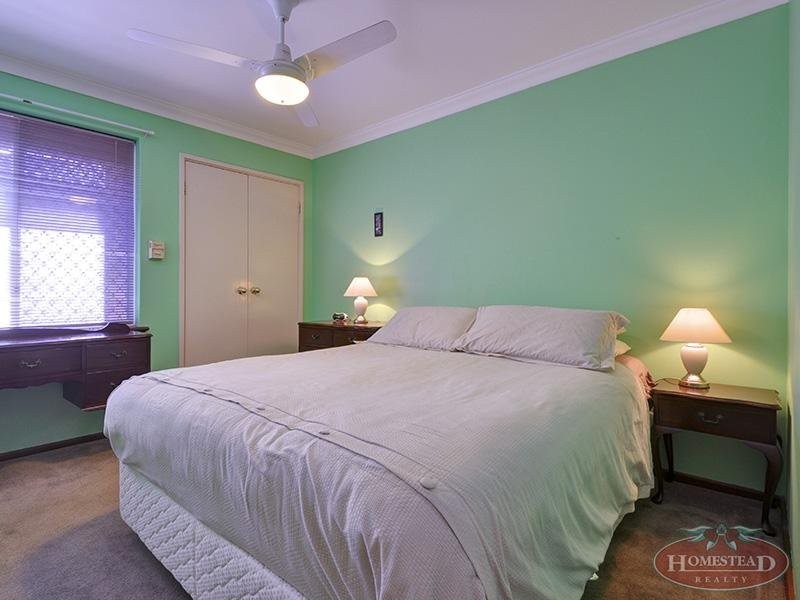 213 Summerlakes Parade, Ballajura WA 6066