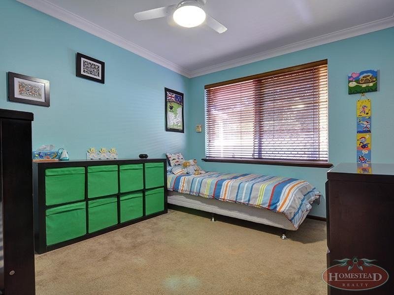 213 Summerlakes Parade, Ballajura WA 6066