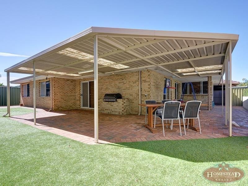 213 Summerlakes Parade, Ballajura WA 6066