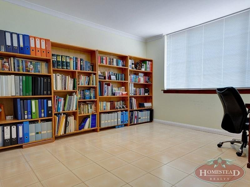 1 Glanton Way, Dianella WA 6059