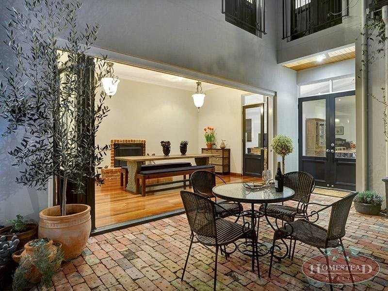 8 St Albans Avenue, Highgate WA 6003