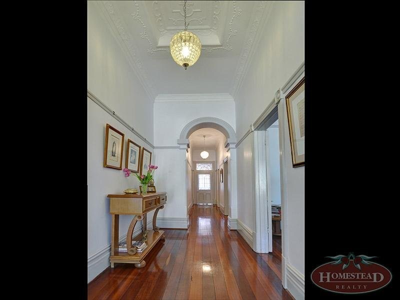 8 St Albans Avenue, Highgate WA 6003