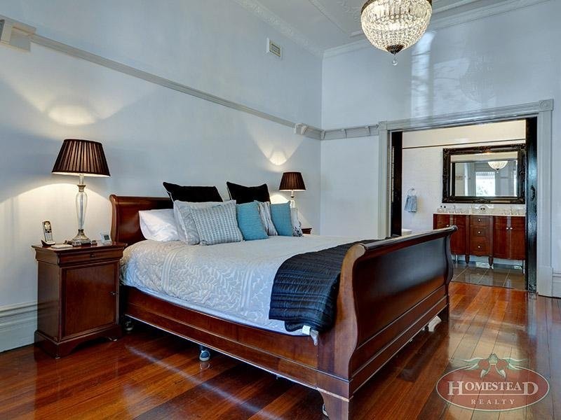 8 St Albans Avenue, Highgate WA 6003