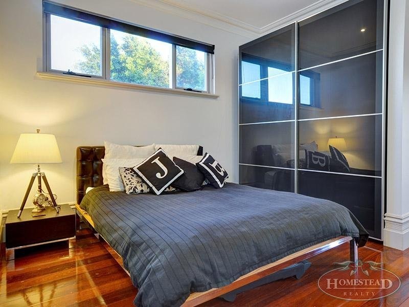 8 St Albans Avenue, Highgate WA 6003