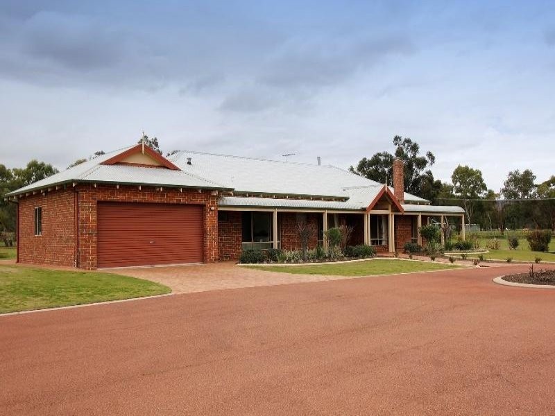 21 Corte Close, Brigadoon WA 6069