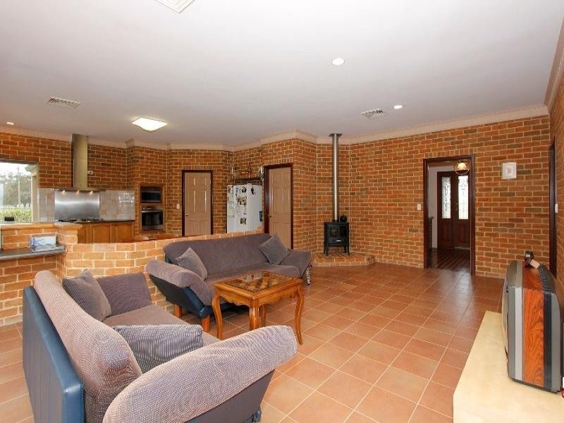 21 Corte Close, Brigadoon WA 6069