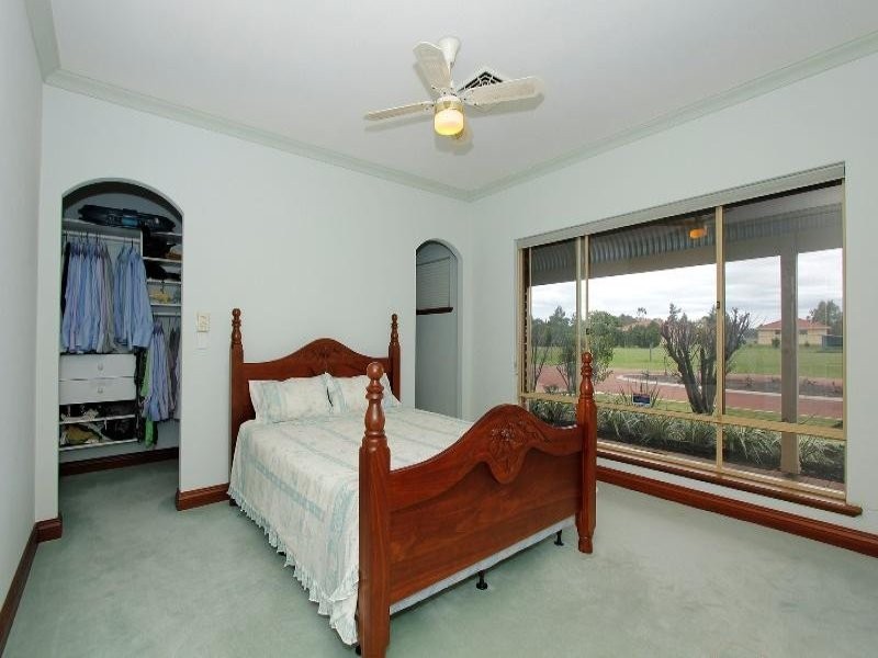 21 Corte Close, Brigadoon WA 6069