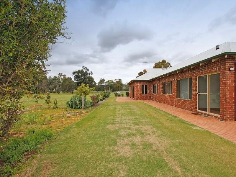 21 Corte Close, Brigadoon WA 6069