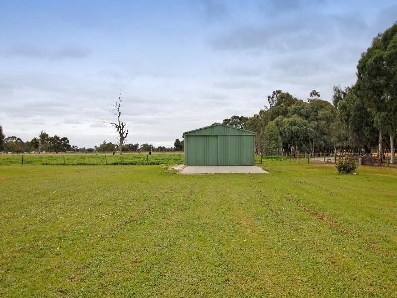 21 Corte Close, Brigadoon WA 6069