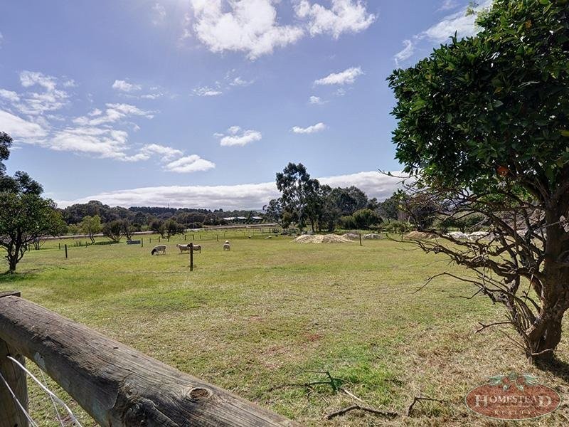 1682 Gnangara Road, Henley Brook WA 6055