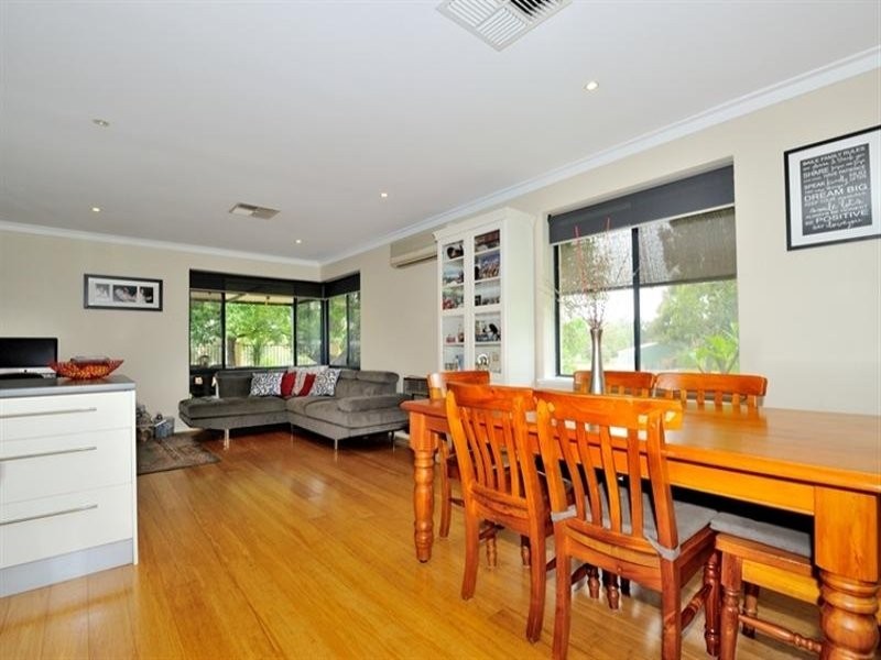 1682 Gnangara Road, Henley Brook WA 6055