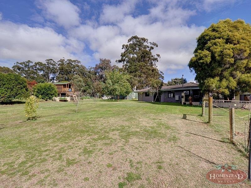 1682 Gnangara Road, Henley Brook WA 6055
