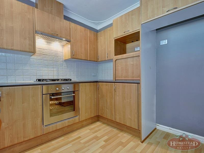 35 Kenmare Avenue, Thornlie WA 6108