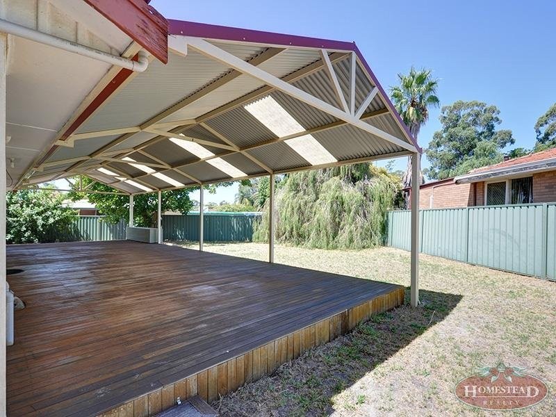 35 Kenmare Avenue, Thornlie WA 6108
