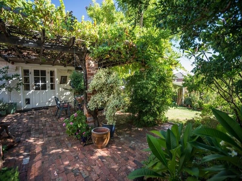 100 First  Avenue, Mount Lawley WA 6050