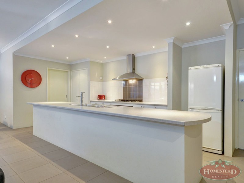 2/47 Boulder Avenue, Ascot WA 6104