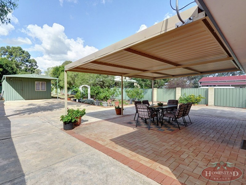 4 May Street, Bellevue WA 6056