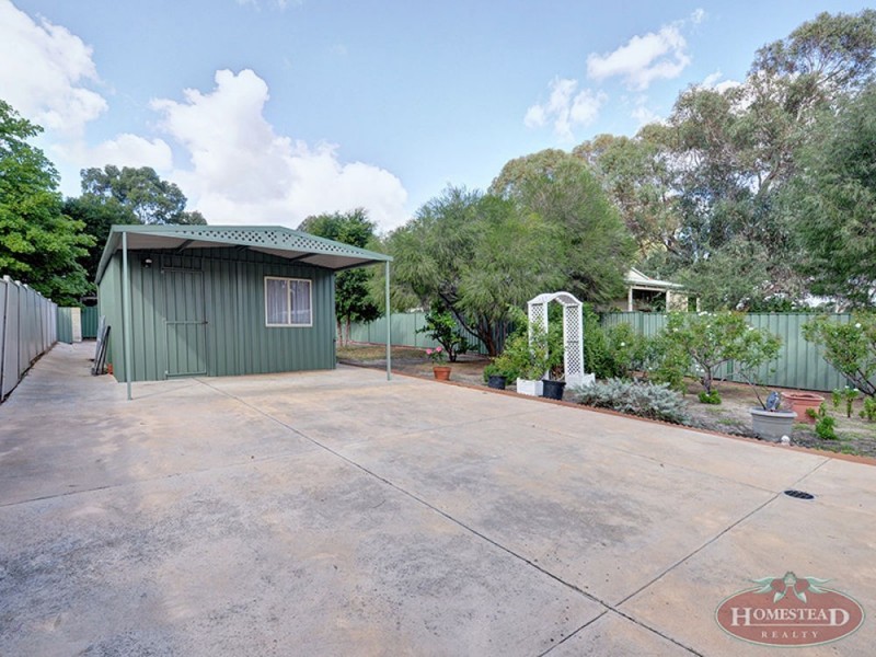 4 May Street, Bellevue WA 6056