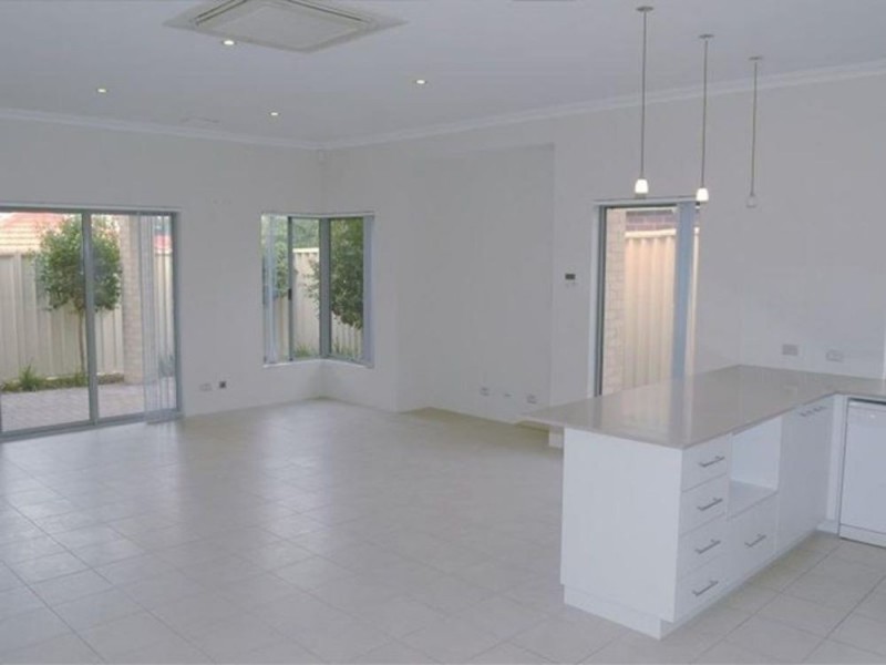 3/28 Lawrence Street, Bayswater WA 6053