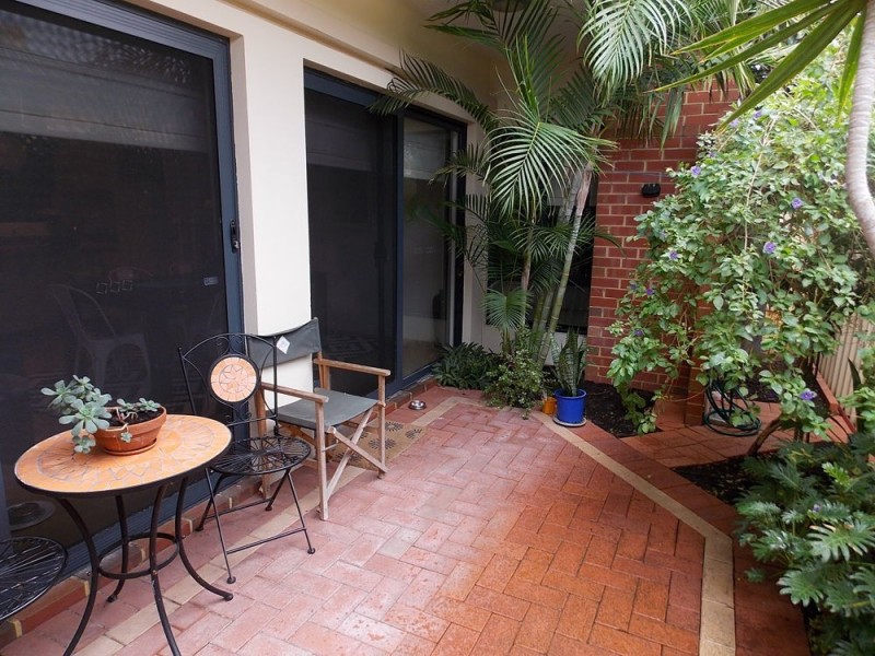 1/41 Smith Street, Highgate WA 6003