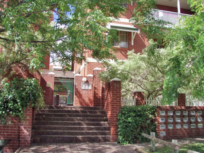 2/48 Wellington Street, East Perth WA 6004