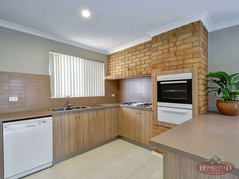 1/106 Alexander Road, Rivervale WA 6103