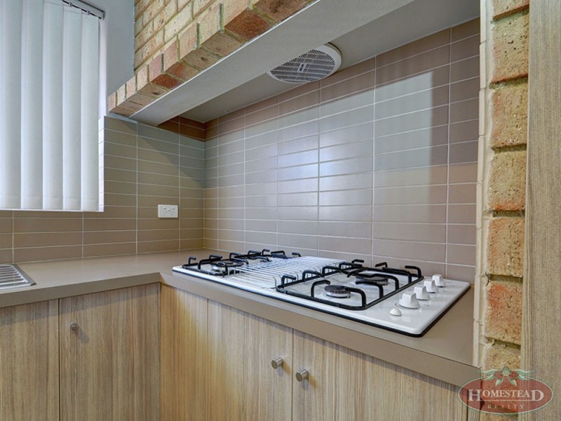 1/106 Alexander Road, Rivervale WA 6103