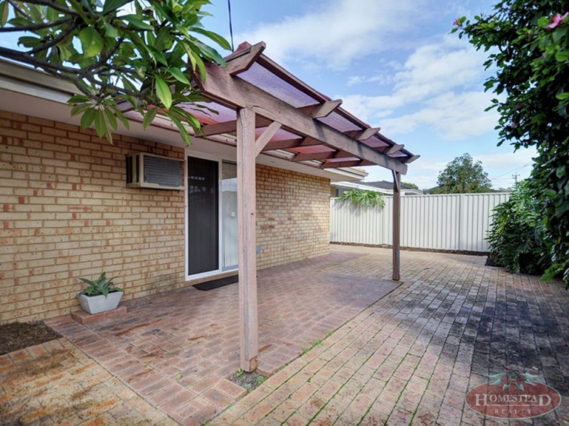 1/106 Alexander Road, Rivervale WA 6103