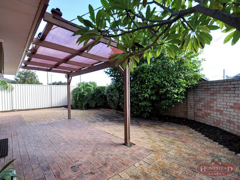 1/106 Alexander Road, Rivervale WA 6103