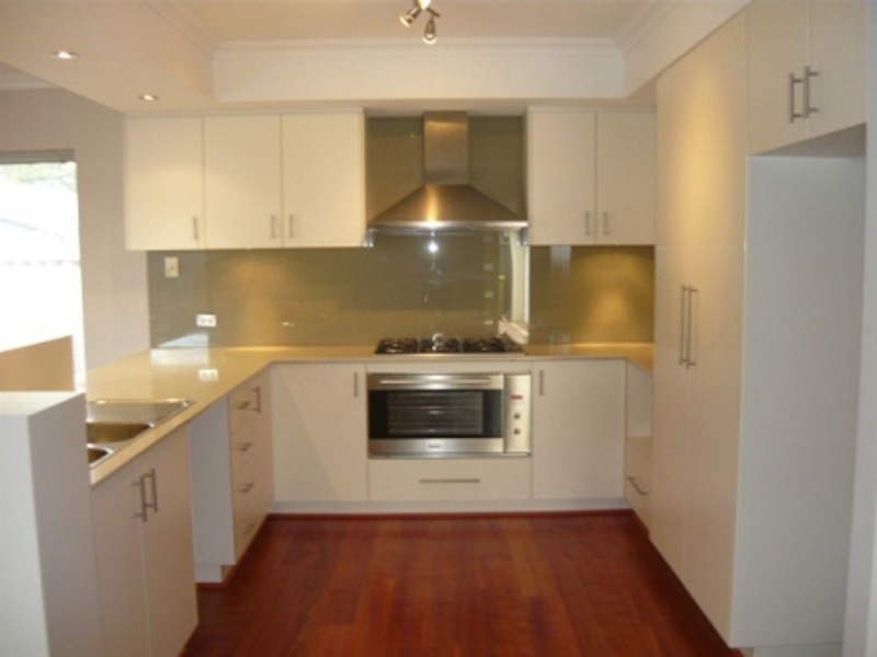 20B Walpole Street, St James WA 6102