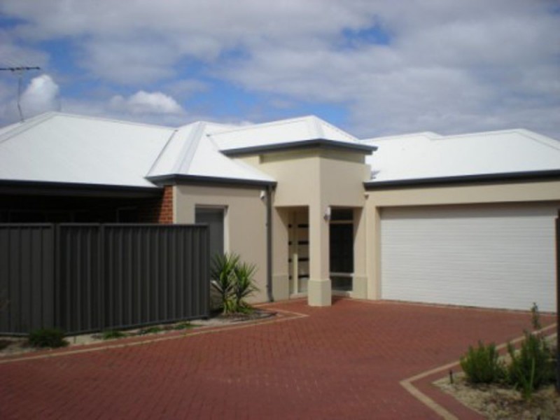 20B Walpole Street, St James WA 6102