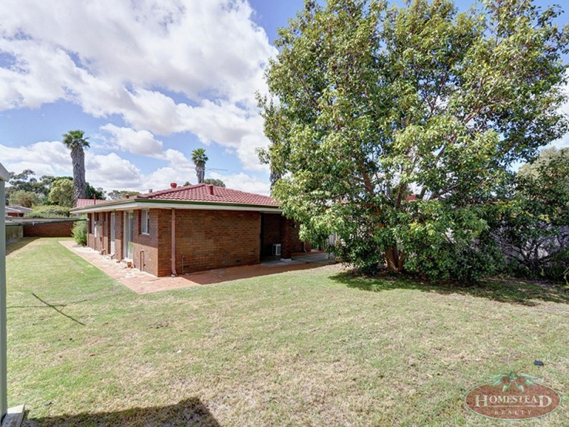 5 Wandarra Close, Karawara WA 6152