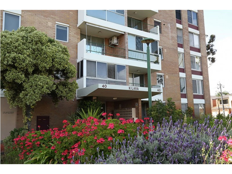 18/40 Pollard Street, Glendalough WA 6016