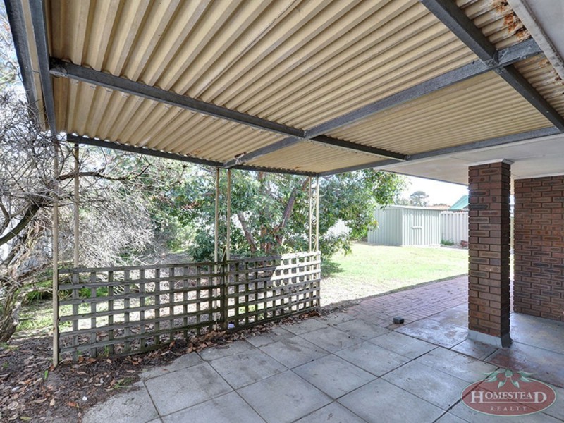 5 Wandarra Close, Karawara WA 6152