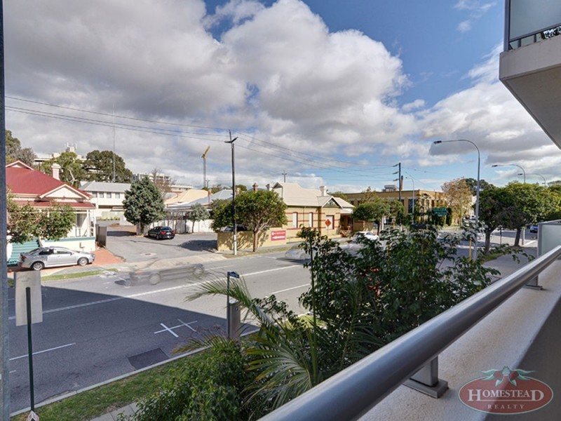 2/2 Douro Place, West Perth WA 6005