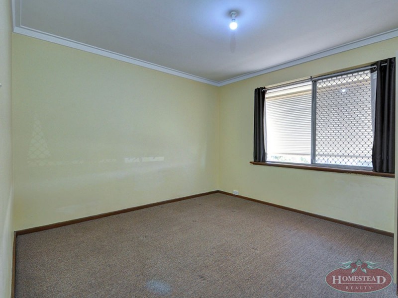 2/58 Victoria Parade, Midvale WA 6056