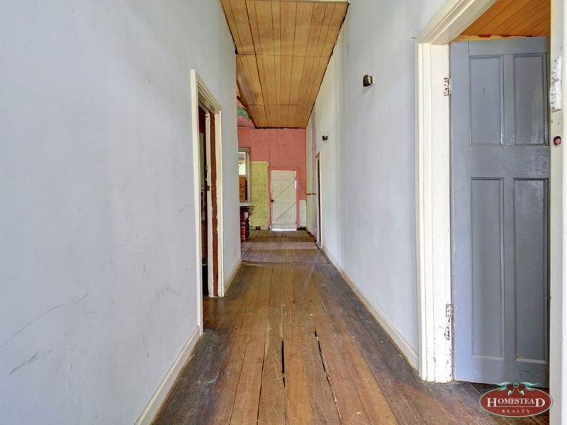 102 Hamersley Road, Caversham WA 6055